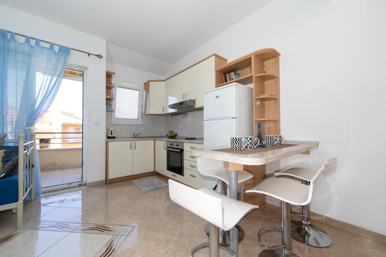 Apartmani Silva Tučepi Zewnętrze zdjęcie