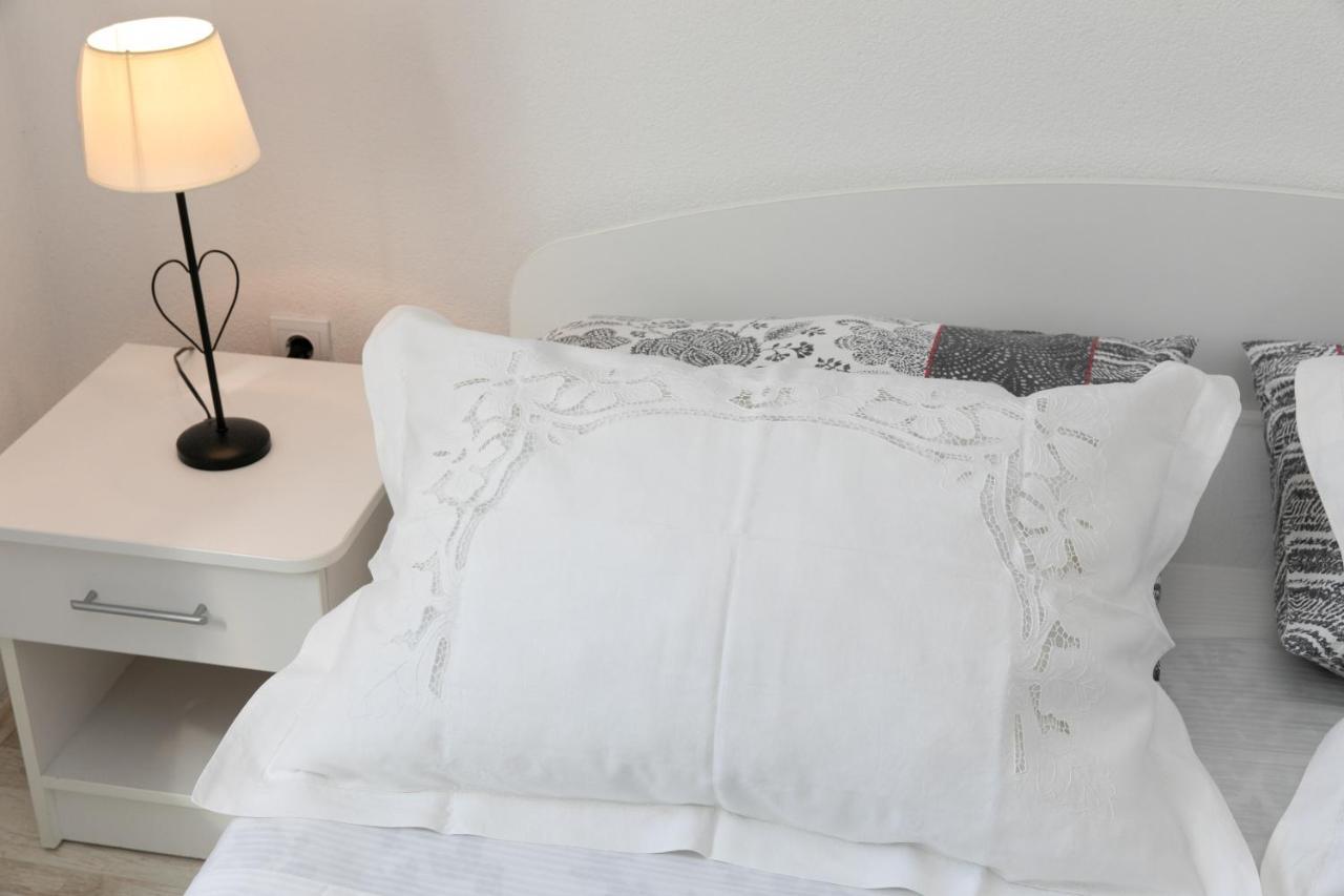 Apartmani Silva Tučepi Zewnętrze zdjęcie